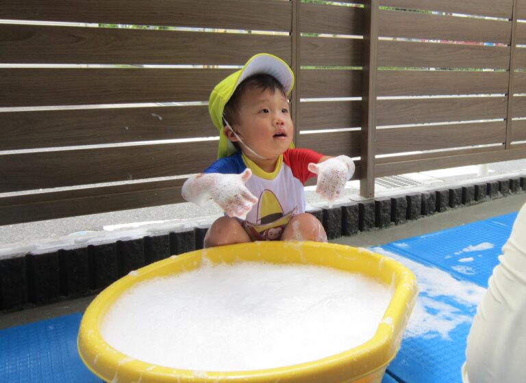 夏の遊び(２歳児・あめ組)